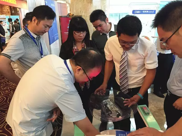康興高端激光坐浴機--盆底康復智能時代的經典之作！-康興醫(yī)療器械官網